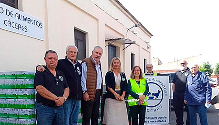 Mercadona dona más de 4.000 kilos de alimentos al Banco de alimentos de Cáceres